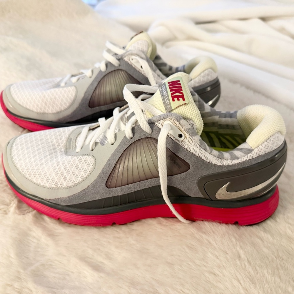Nike Women’s LunarEclipse Flywire Running Shoes - size 10